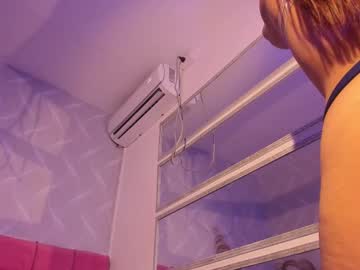 Rossy_Lemos Chaturbate stream image from May 10, 2025