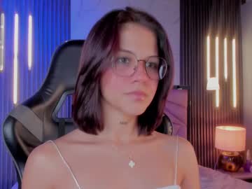 Ashleytravis_ Chaturbate stream image from May 10, 2025