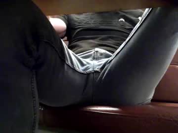 Delalukas Chaturbate stream image from May 10, 2025
