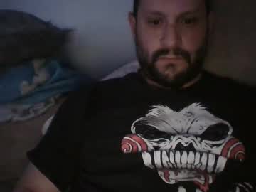 Jthedong Chaturbate stream image from May 10, 2025