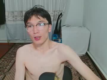 Zengom Chaturbate stream image from May 10, 2025
