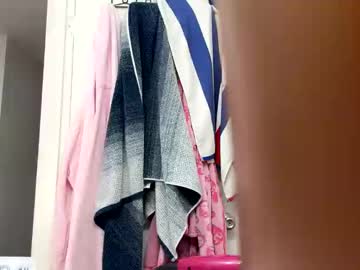 Monicav21 Chaturbate stream image from May 11, 2025