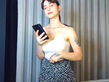 Nikaschwarz Chaturbate stream image from May 11, 2025