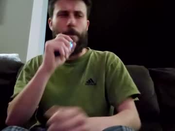 Bjizzin Chaturbate stream image from May 11, 2025