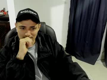 Blazze__ Chaturbate stream image from May 11, 2025