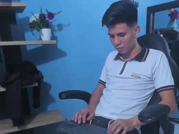 Braxibooy Chaturbate stream image from May 11, 2025