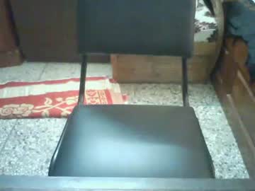 Johnwhite001 Chaturbate stream image from May 11, 2025