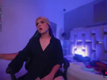 Regina_Mills__ Chaturbate stream image from May 11, 2025