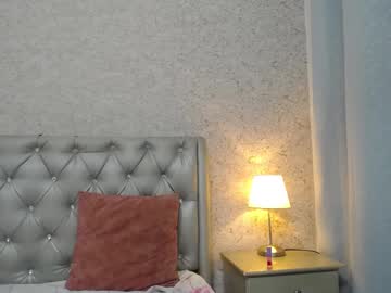 Chloe_Mendoza Chaturbate stream image from May 11, 2025