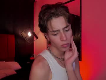 Chrristopher77 Chaturbate stream image from May 11, 2025