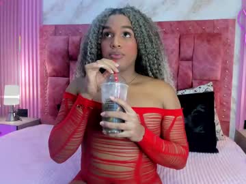 Goldilockss15 Chaturbate stream image from May 11, 2025