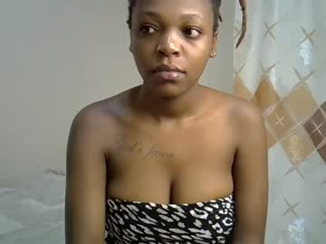 Candie_1 Chaturbate stream image from May 11, 2025