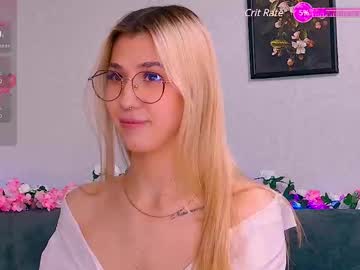 Bellery Chaturbate stream image from May 11, 2025