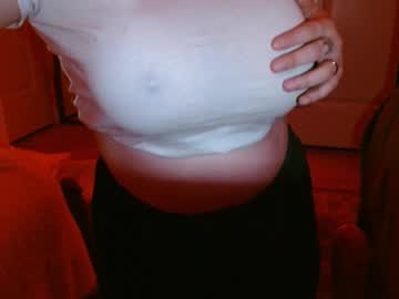 Elenagilbert12 Chaturbate stream image from May 11, 2025