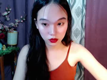 Prettyy_Ella Chaturbate stream image from May 11, 2025