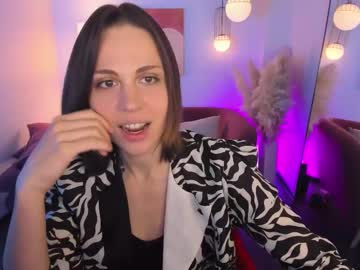 Rose_Melon Chaturbate stream image from May 11, 2025