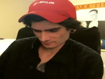 Mikorails Chaturbate stream image from May 11, 2025