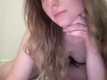 Sadiebluex Chaturbate stream image from May 11, 2025