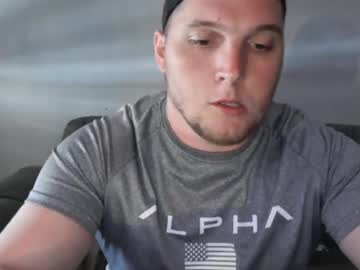 Skyyjoox Chaturbate stream image from May 11, 2025