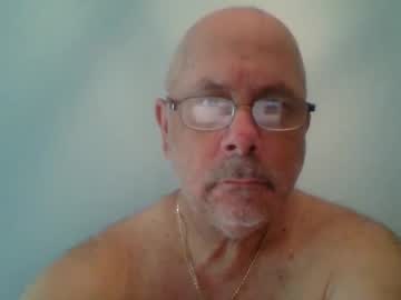 Usonion Chaturbate stream image from May 11, 2025