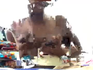 Queenfai Chaturbate stream image from May 11, 2025