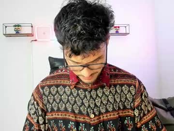 Nekoboy01 Chaturbate stream image from May 11, 2025