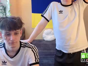 Wesides Chaturbate stream image from May 11, 2025