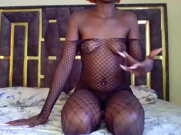 Pretty_Lunar Chaturbate stream image from May 11, 2025