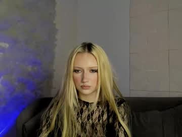 Velvetthea Chaturbate stream image from May 11, 2025