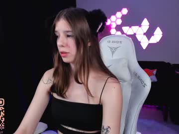 Shelly_Kitty Chaturbate stream image from May 11, 2025