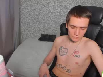 2enboma Chaturbate stream image from May 11, 2025