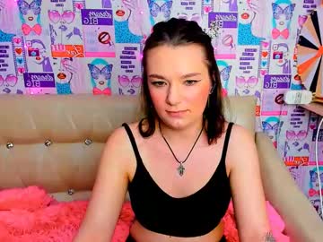 Jessica1love Chaturbate stream image from May 11, 2025