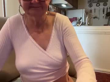 Jilliean4u69 Chaturbate stream image from May 11, 2025