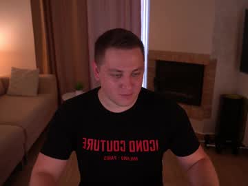 Just_Top Chaturbate stream image from May 11, 2025