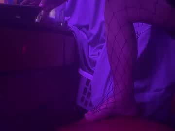 Crkdfxdaddy Chaturbate stream image from May 11, 2025