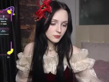 Silverbutton Chaturbate stream image from May 11, 2025