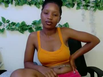 Sexysmiles_ Chaturbate stream image from May 11, 2025