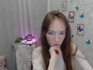 White_Moon_Stella_ Chaturbate stream image from May 11, 2025