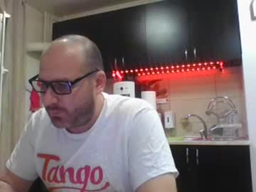Armandcristian1982 Chaturbate stream image from May 11, 2025