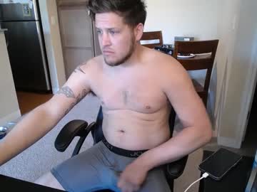 Brettbwc89 Chaturbate stream image from May 11, 2025