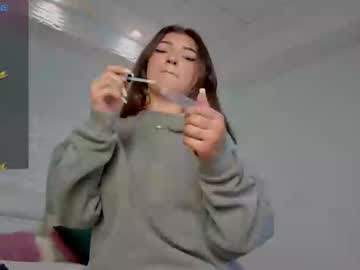Ezrabelle Chaturbate stream image from May 11, 2025