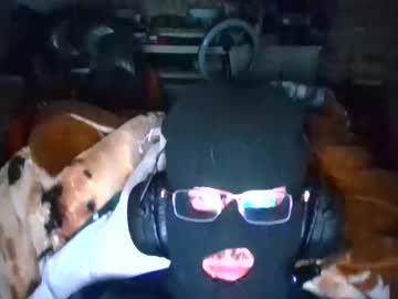 Mlkcomtesao69 Chaturbate stream image from May 12, 2025