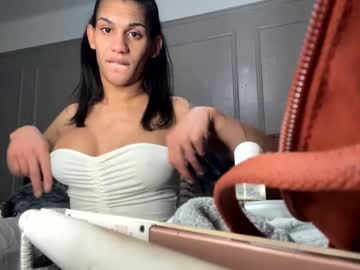 Barbie_Scarlet01 Chaturbate stream image from May 12, 2025