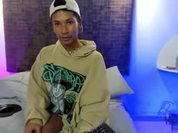 Andy_Sexx_Coral Chaturbate stream image from May 12, 2025
