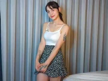 Nikaschwarz Chaturbate stream image from May 12, 2025