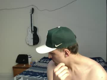 Danielfiestaa Chaturbate stream image from May 12, 2025