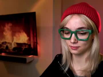 Ileanacampbel Chaturbate stream image from May 12, 2025
