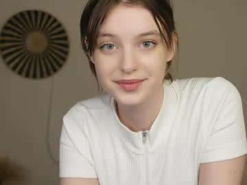Cant_Fool_Heart Chaturbate stream image from May 12, 2025