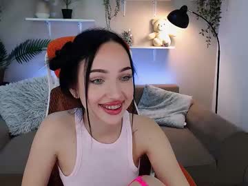 Nicki_Lovex Chaturbate stream image from May 12, 2025