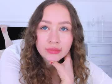 Sherylrowe Chaturbate stream image from May 12, 2025